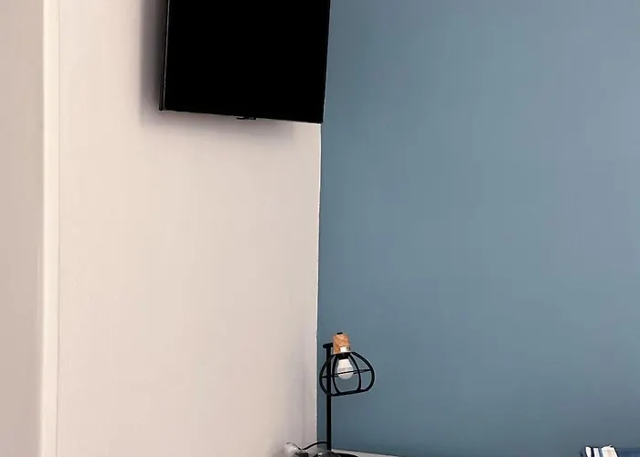 Casa de Férias Renovated House 400 Meters From The Sea With Parking Forte dei Marmi